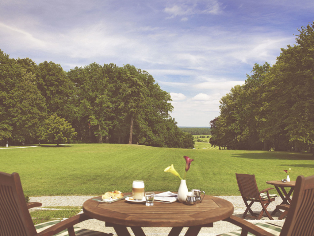 Wintergartenterrasse im Schlosshotel Fleesensee © Schlosshotel Fleesensee
